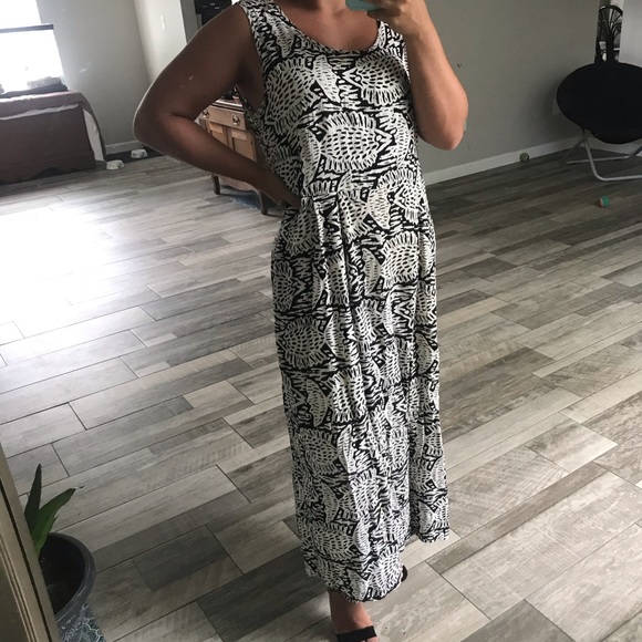 Black & White Fish Print Maxi - Picture 3 of 8